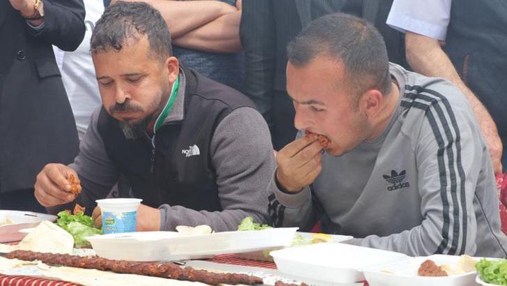 Türk Mutfağı Haftası'nda hızlı kebap yeme yarışması