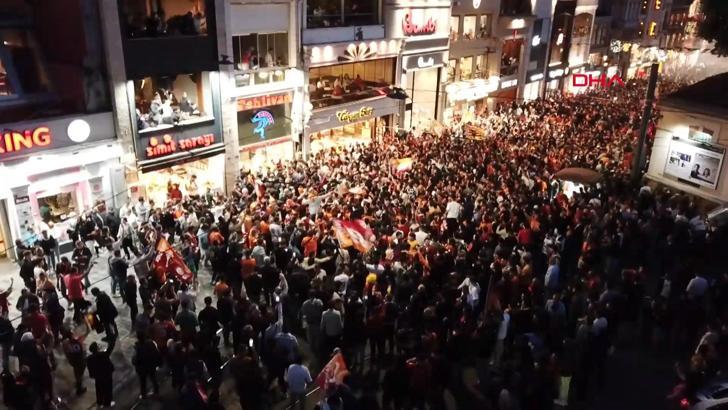 Galatasaray'ın şampiyonluğu coşkuyla kutlandı