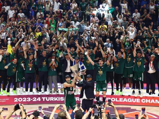 Ergin Ataman’lı Panathinaikos EuroLeague’de şampiyon