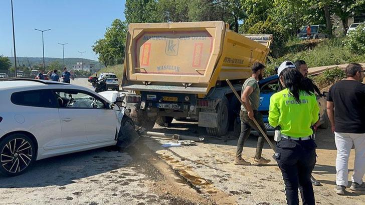 Kartal’da zincirleme kaza: 3 yaralı
