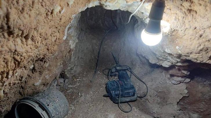 Mersin'de kaçak kazıya 4 gözaltı