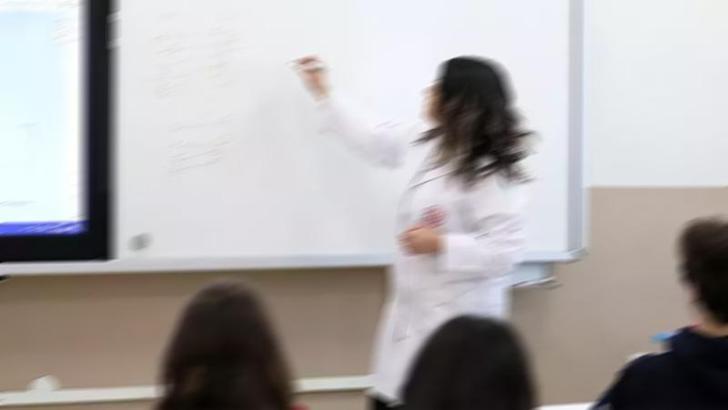 Özel öğretim dernekleri: Öğretmenlerimizin geçen yılki eylül maaşlarına yüzde 100'ün üzerinde artış yapıldı