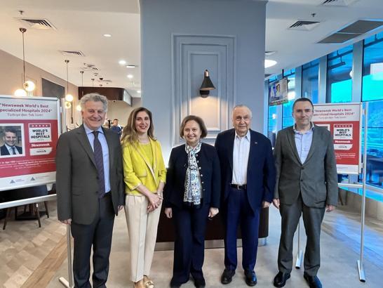 Türk doktor önderliğindeki beyin cerrahisi bölümü  'dünyanın en iyileri' arasına girdi