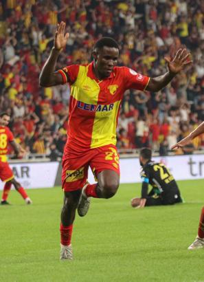 Göztepe'de 2 oyuncunun kaderi belli olacak