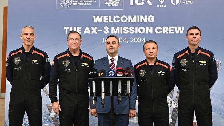 Bakan Kacır, AX-3 Uzay Misyonu mürettebatıyla buluştu