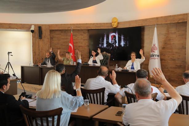 Edirne'de minibüs, taksi ve servis ücretlerine zam