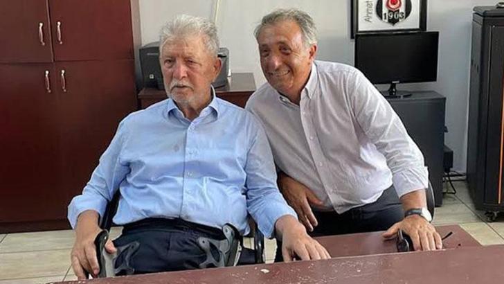 Beşiktaş Eski Başkanı Ahmet Nur Çebi'nin babası hayatını kaybetti