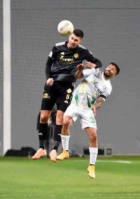 Altay'da Ceyhun ve Özgür beklemede