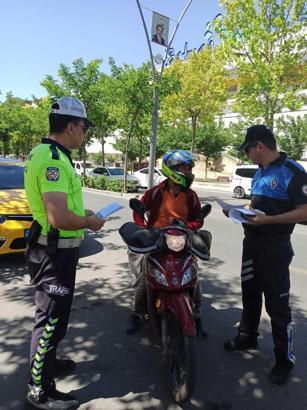 Batman'da polis, 130 motosikletli kurye sürücüsünü bilgilendirdi