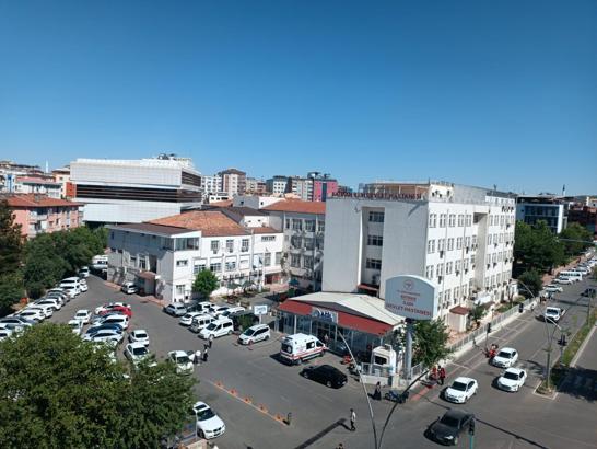 Batman'da İluh Devlet Hastanesi'nin bir bloğu tahliye edildi