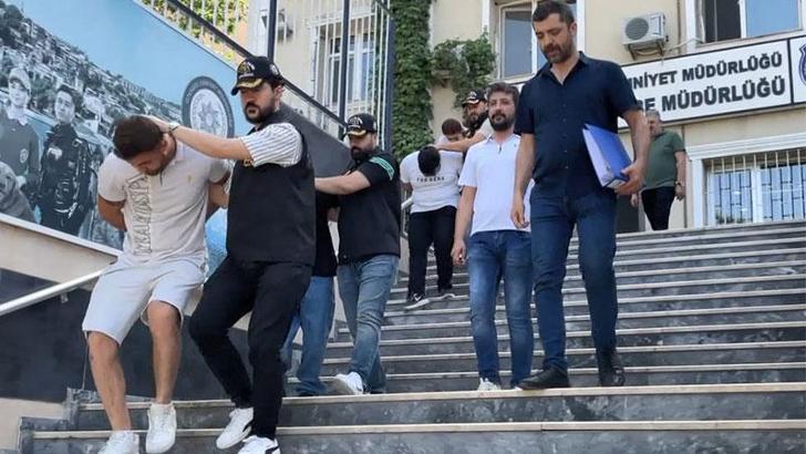 Jigolo sitelerine üye olmuÅŸsunuz' yalanıyla dolandırıcılık yapan çete yakalandı