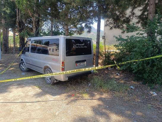 Minibüsten düştüğü iddia edilen 18 yaşındaki Yaren öldü, birlikte yaşadığı sürücü gözaltında