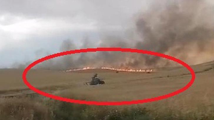 Diyarbakır’da yıldırım düşen buğday tarlasında 137 dönüm yandı