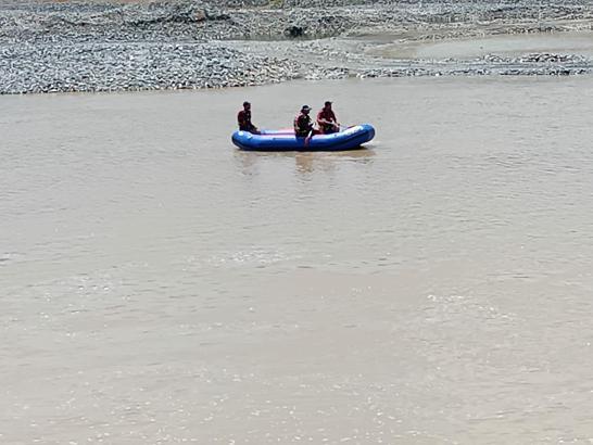 Serinlemek için girdiği nehirde kaybolan Burak'ı 294 kişi arıyor