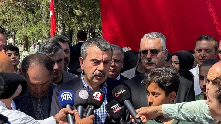 Bakan Tekin, Çorum’da şehit Aybüke öğretmeni anma programına katıldı