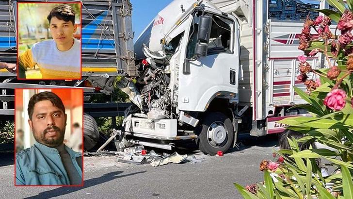 Kamyon, TIR'a arkadan çarptı; 2 ölü