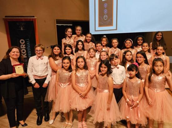 Konyaaltı Çocuk Korosu'na özel ödül