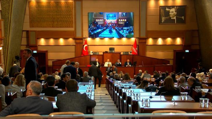 İstanbul - İBB Meclisi'nde sokak köpekleri tartışıldı