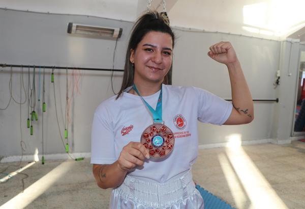 3 yıllık sakatlığın ardından katıldığı turnuvada üçüncü oldu