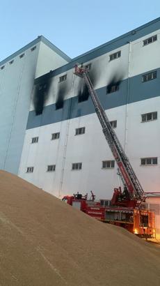 Mardin'de un fabrikasında yangın