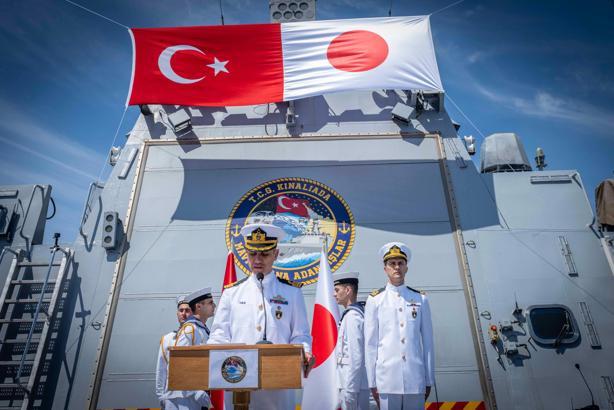 TCG Kınalıada, Japonya'yı ziyaret etti