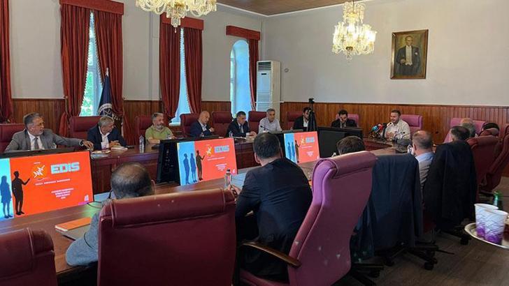 10 üniversitenin akademisyenlerinden oluşan bilim kurulu deprem erken uyarı sistemi 'EDIS' için toplandı