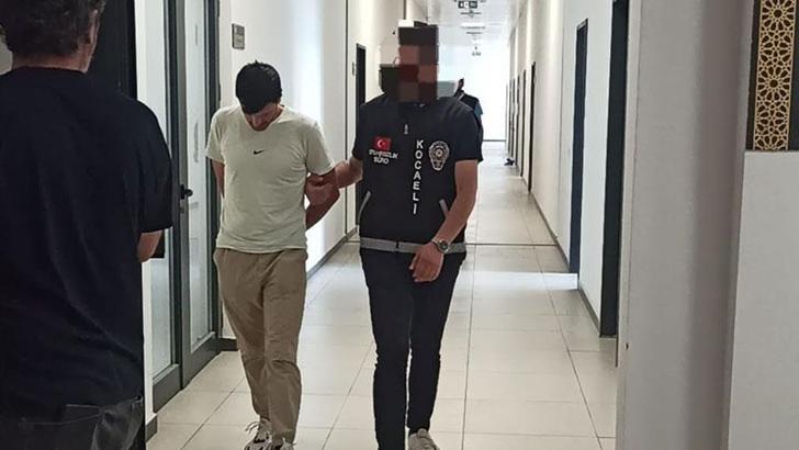 Limanlardan sıfır araçların anahtarlarını çalan hırsızlar tutuklandı