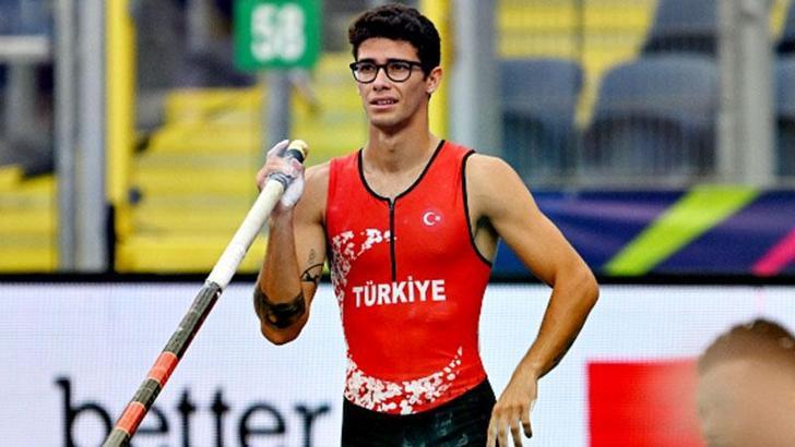 Ersu Şaşma, sırıkla atlamada madalya kazanan ilk Türk sporcu oldu