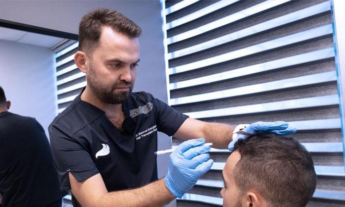 "Yaz aylarında da saç ekimi yapılabilir"