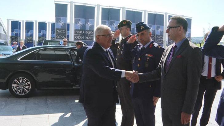 Bakan Güler, NATO Karargahı’nda Türkiye temsilciliğini ziyaret etti