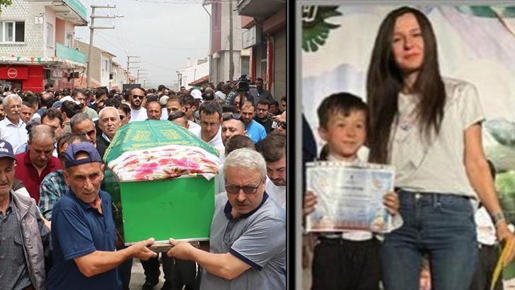 Babasının öldürdüğü Merve ve 7 yaşındaki oğlu tek tabuta konuldu, yan yana toprağa verildi