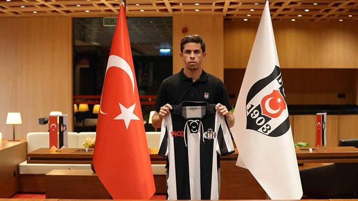 Beşiktaş, Paulista'yı 3 yıllığına renklerine bağladı