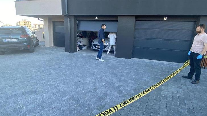 Eşini ve üvey kızını tabancayla öldürüp, intihar etti