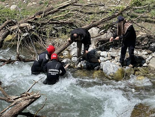 Van'da kayıp 4 yaşındaki çocuğun cansız bedeni bulundu