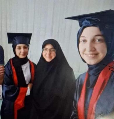 Kazada ölen anne- kız, memleketlerinde yan yana toprağa verildi