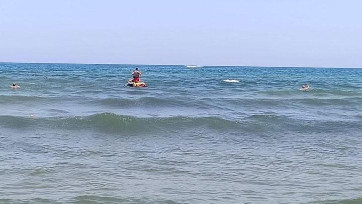 Kandıra'nın 2 plajı hariç tüm plajlarda hafta sonu denize girmek yasaklandı