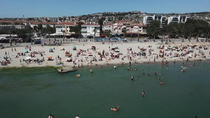 İstanbul - Büyükçekmece ve Menekşe Plajı'nda bayram tatili yoğunluğu