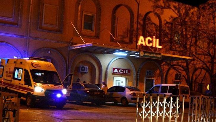 Yılanı vurmak isterken tüfekten çıkan saçmalarla 4 çocuğu yaraladı