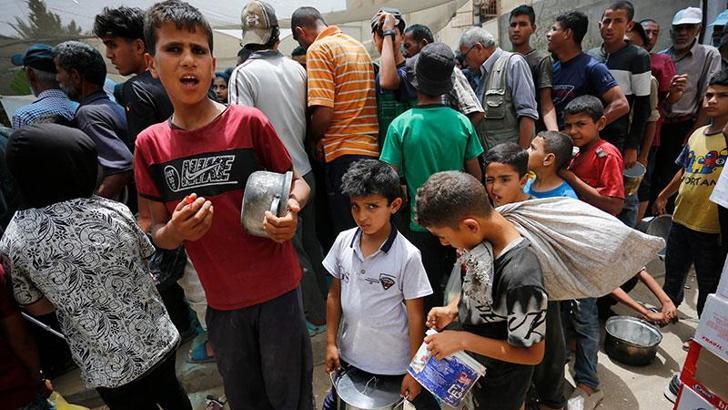 Borrell: Gazze’deki yardım operasyonları çökme riskiyle karşı karşıya