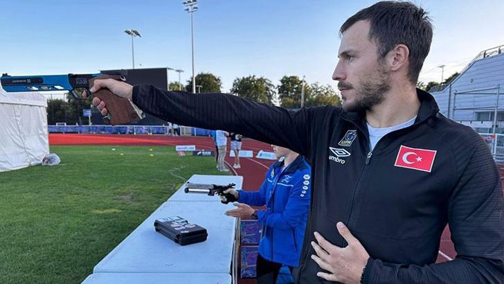 Modern pentatlon milli sporcusu Buğra Ünal ilki başardı