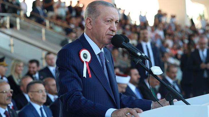 Erdoğan: FETÖ'nün kalıntılarını temizleme operasyonlarımız aralıksız sürüyor
