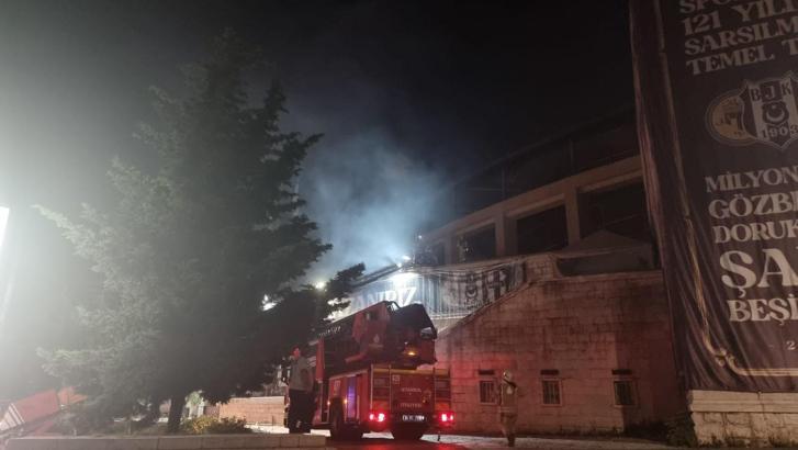 İstanbul- Beşiktaş Tüpraş Stadyumu'nda yangın
