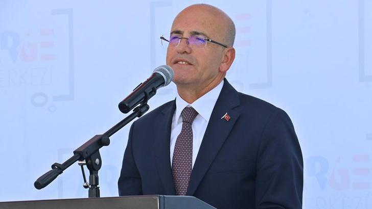 Bakan Şimşek: Yıllık ihracat tarihi zirvesine ulaştı