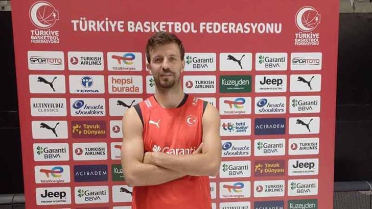 Milli basketbolcu Doğuş Özdemiroğlu: A Milli Takımı, olması gereken yere taşımak için buradayız
