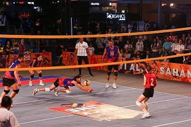 Red Bull Back Line yeniden başlıyor