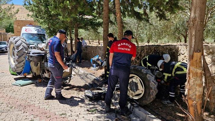 Mardin’de devrilen traktör ikiye bölündü: 3 yaralı