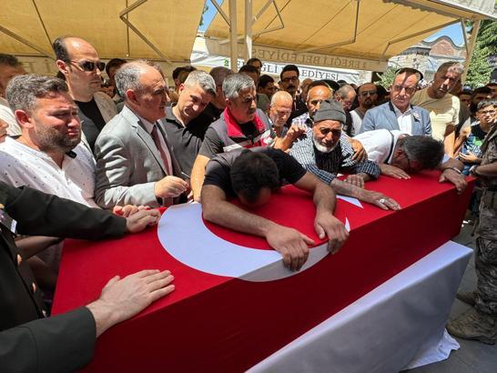 Şehit Uzman Çavuş Acar, son yolculuğuna uğurlandı