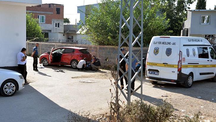 Adliye çıkışı boşanma aşamasındaki eşinin kardeşi tarafından tabancayla vuruldu