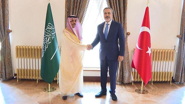 Dışişleri Bakanı Fidan, Suudi Arabistan Dışişleri Bakanı ile başbaşa görüştü