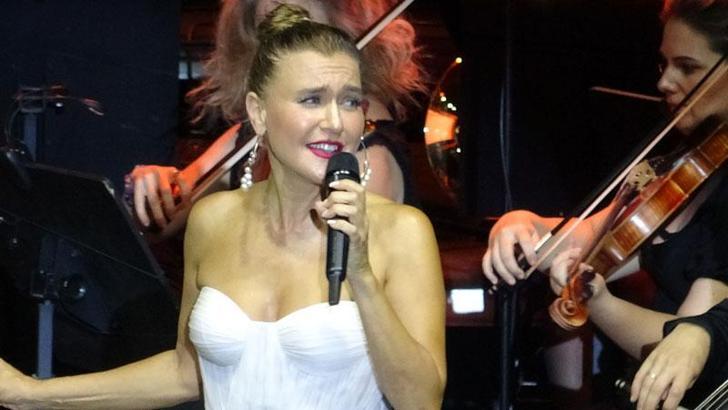 Bursa'da Şevval Sam ile festival coşkusu